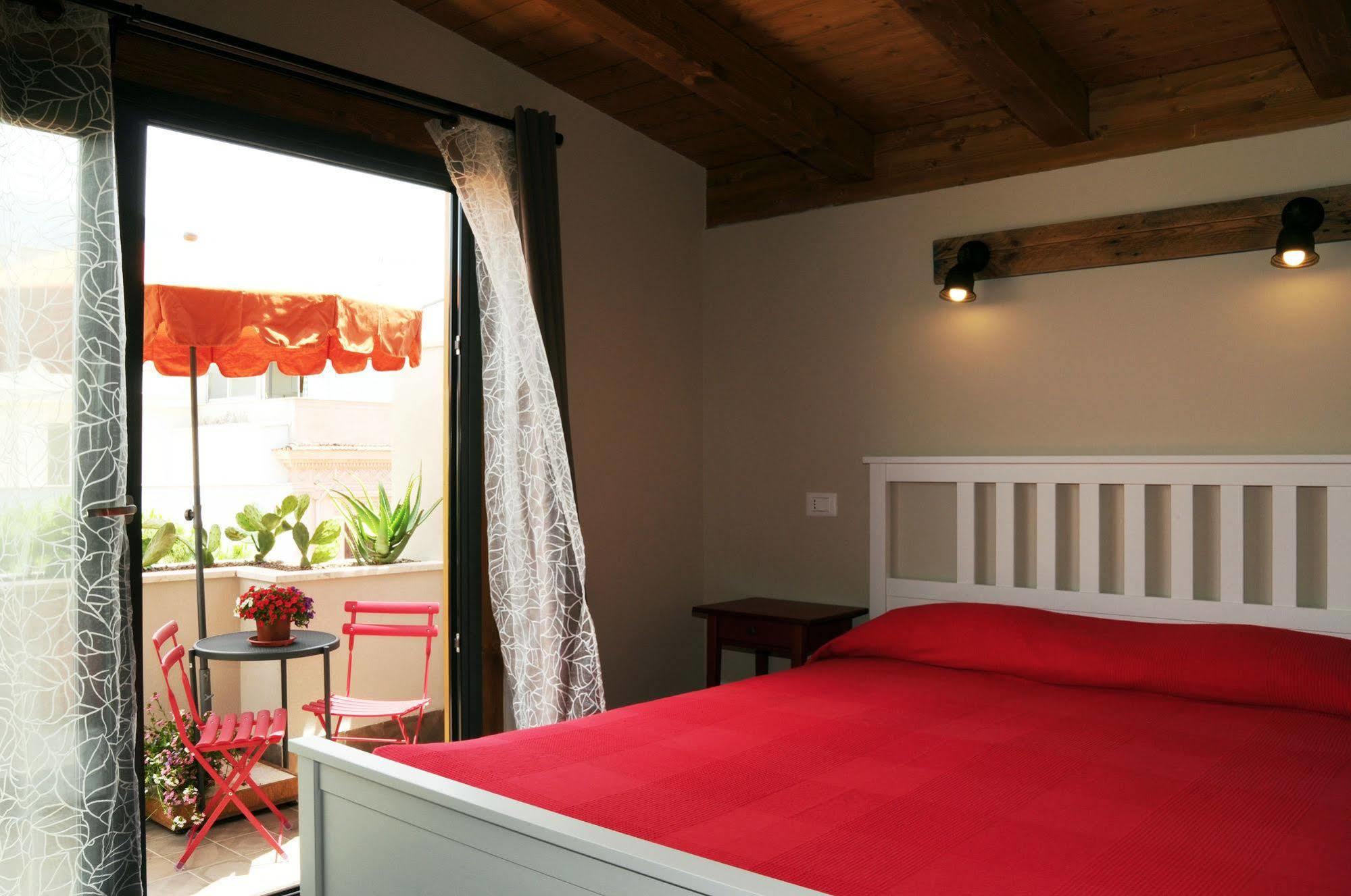 Terrasole Bakery B&B แตร์ราซีนี ภายนอก รูปภาพ