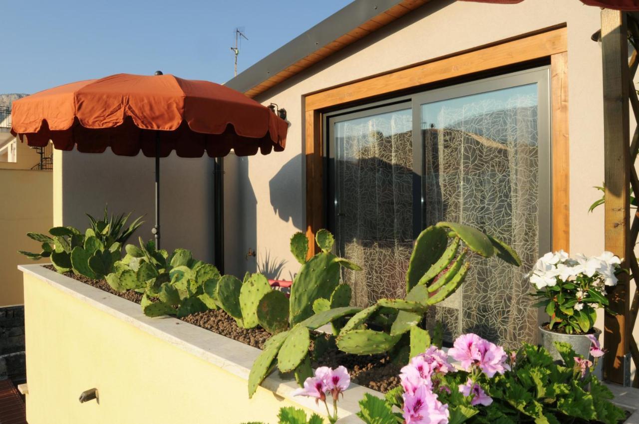 Terrasole Bakery B&B แตร์ราซีนี ภายนอก รูปภาพ